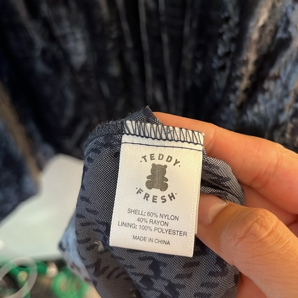 Teddy Fresh Charcoal Velvet Dress Size Small - Picture 4 of 6